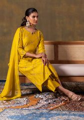 Mustard suit set with delicate handwork