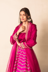 Deep pink lehenga set with organza dupatta